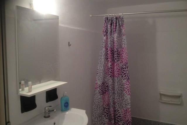 Apartment 10 Min From The Center Of *